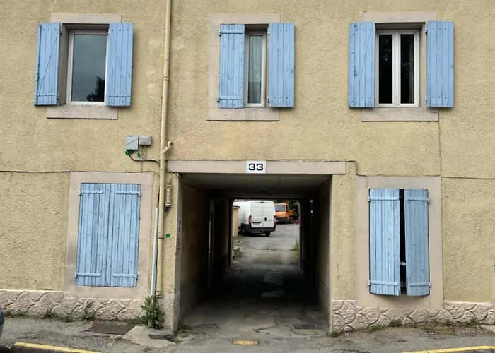 Le B3, Parking Prive